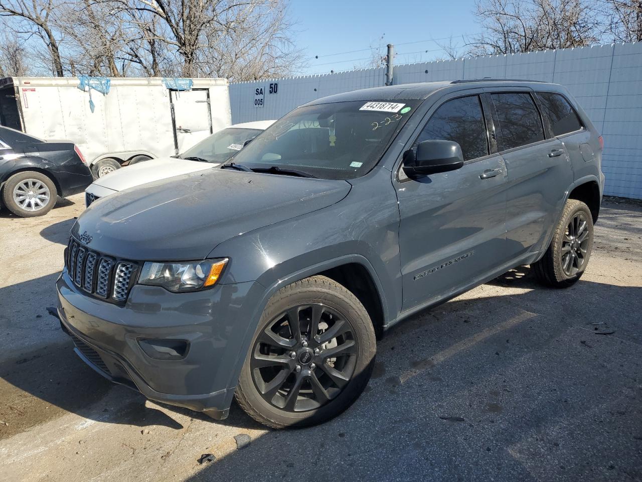 2018 JEEP GRAND CHEROKEE LAREDO