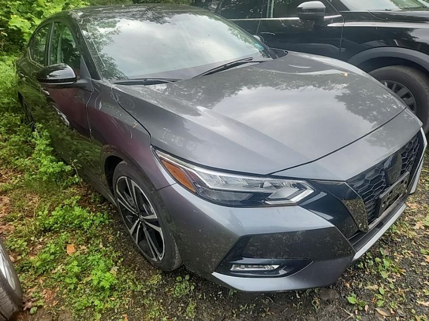 2022 NISSAN SENTRA SR