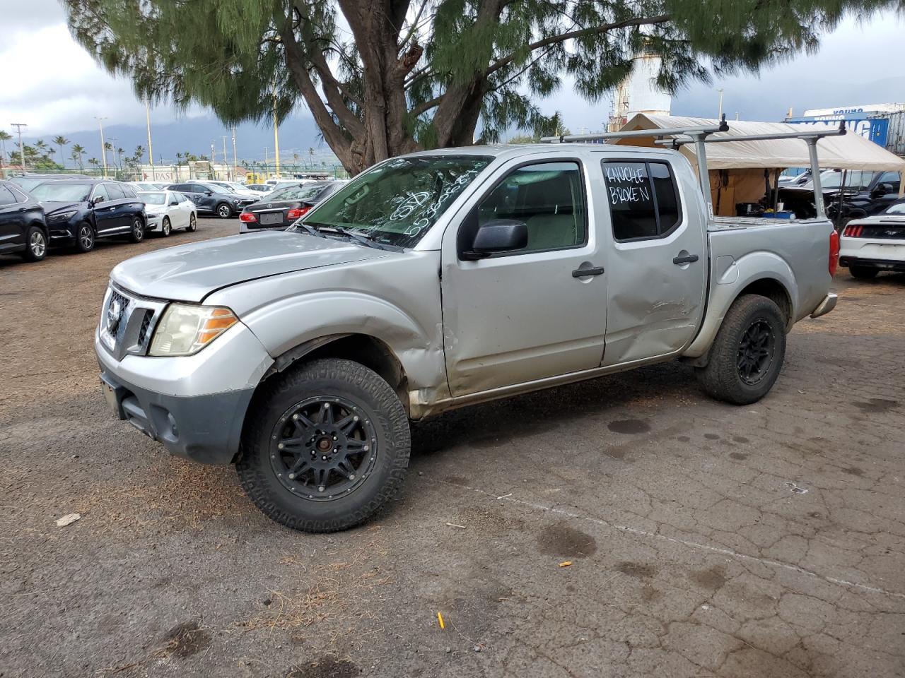 2014 NISSAN FRONTIER S