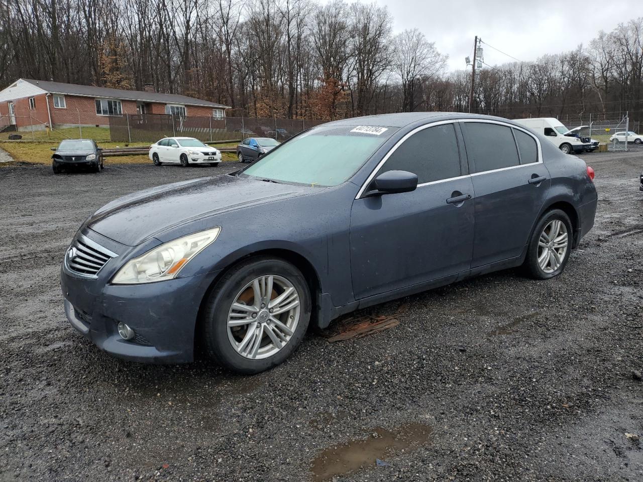 2013 INFINITI G37