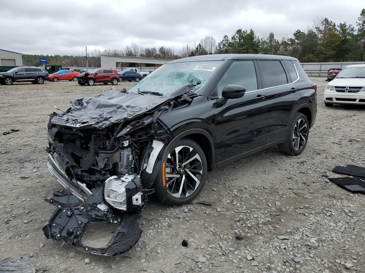 2024 MITSUBISHI OUTLANDER SE