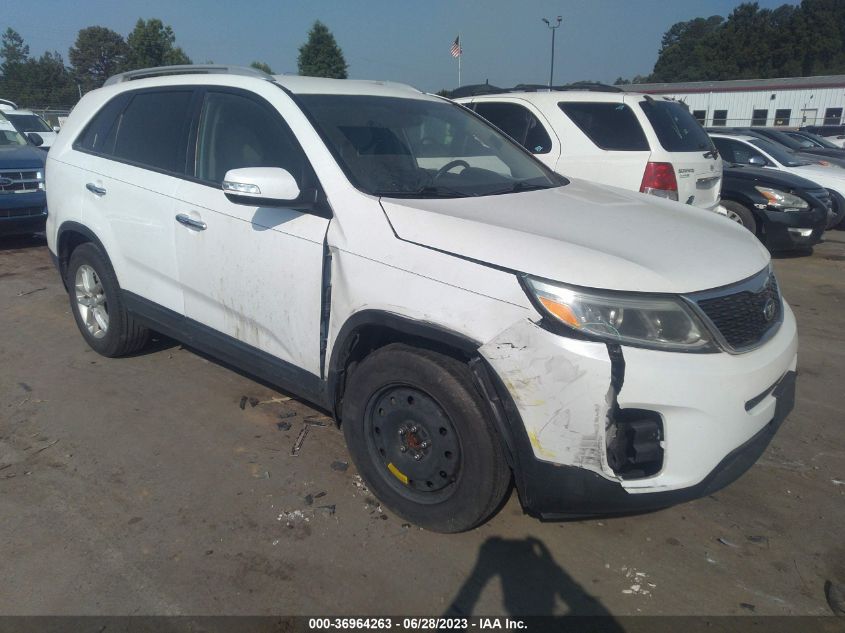 2015 KIA SORENTO LX