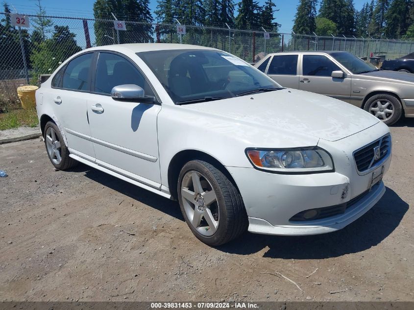 2010 VOLVO S40 T5 R-DESIGN