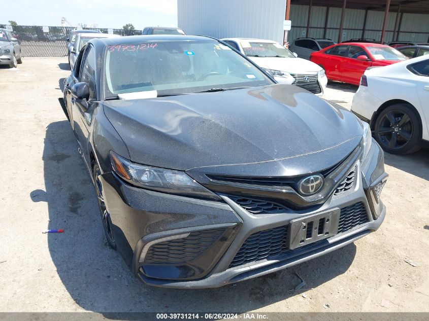 2022 TOYOTA CAMRY SE/SE NIGHT SHADE