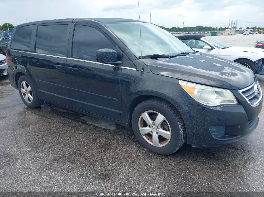 2010 VOLKSWAGEN ROUTAN SE