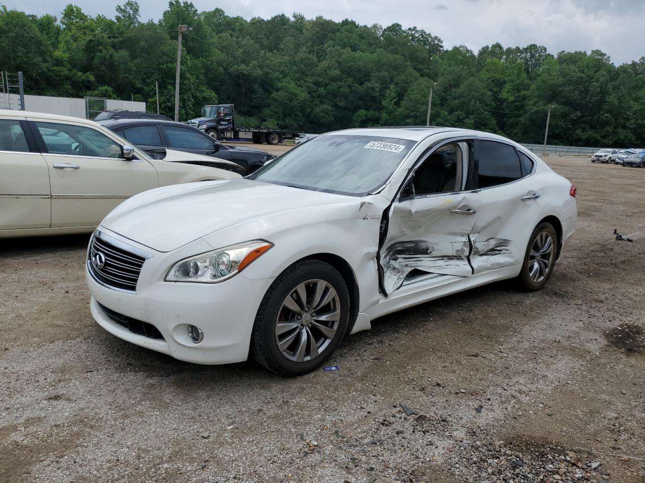 2012 INFINITI M37