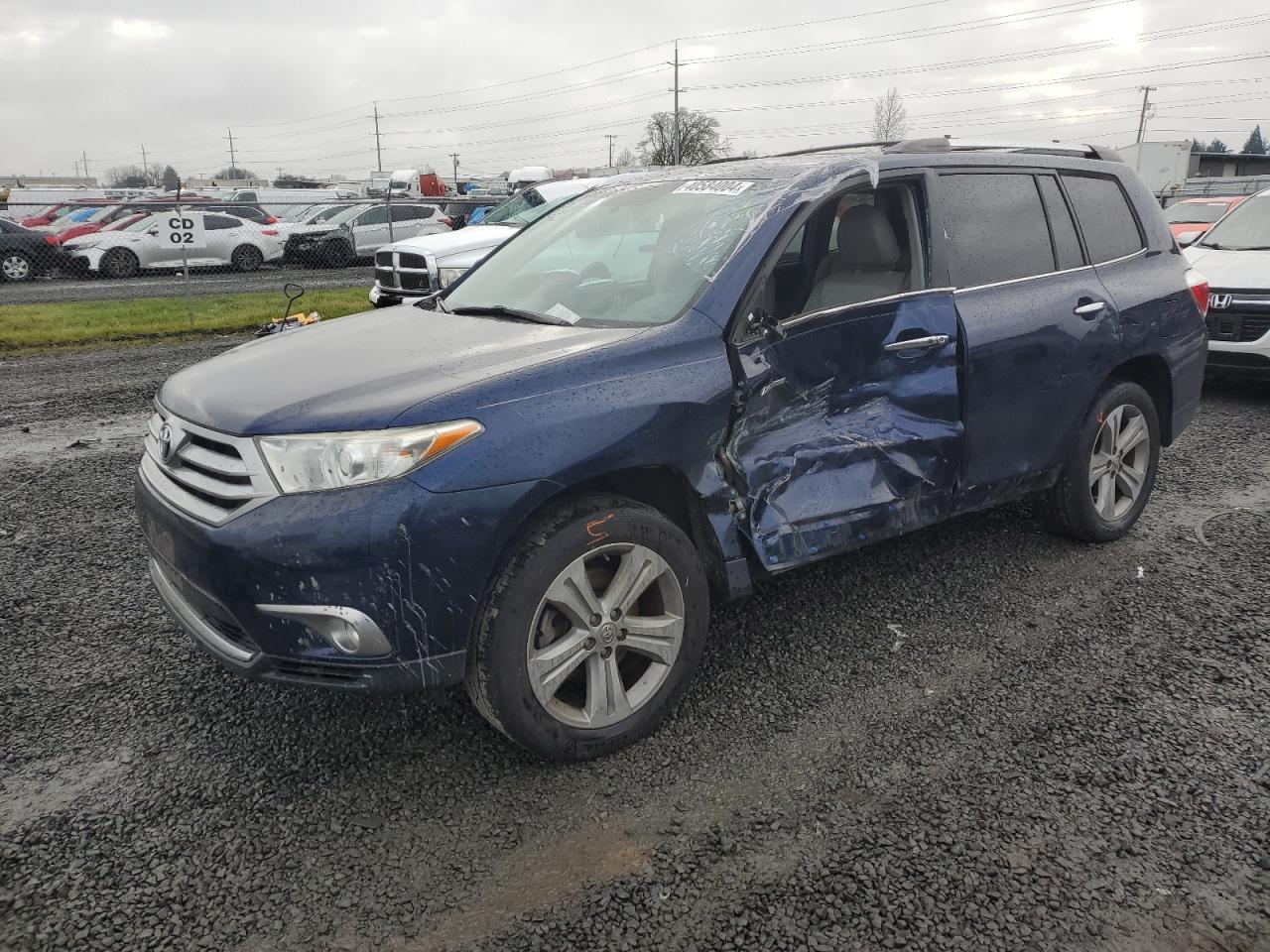 2013 TOYOTA HIGHLANDER LIMITED