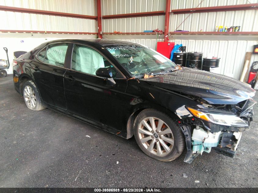 2019 TOYOTA CAMRY LE