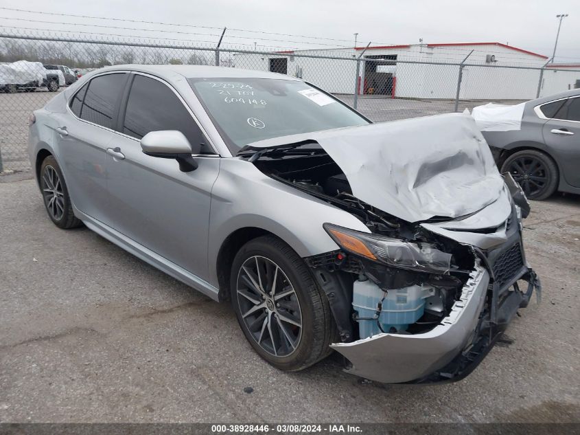 2021 TOYOTA CAMRY SE