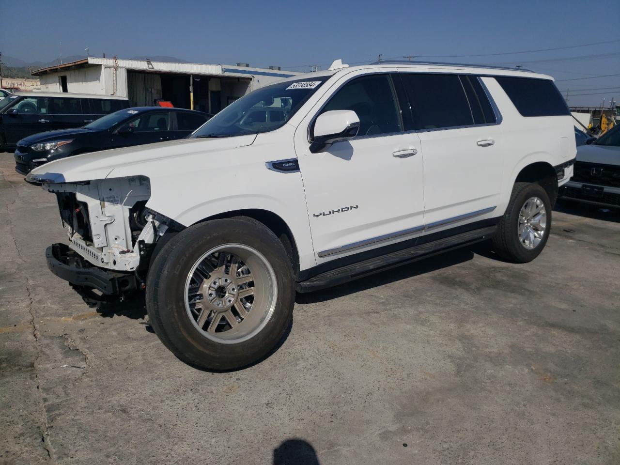 2022 GMC YUKON XL C1500 SLT