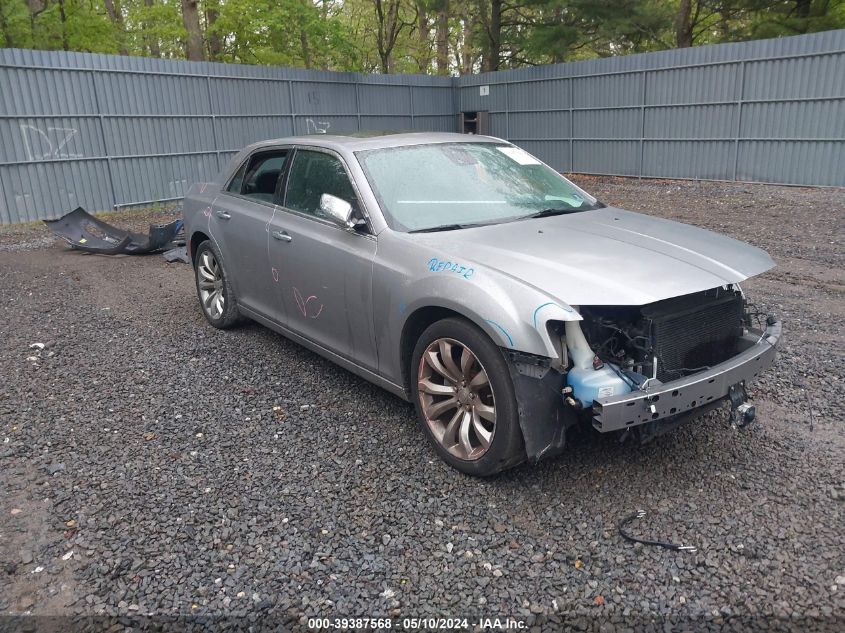 2017 CHRYSLER 300C