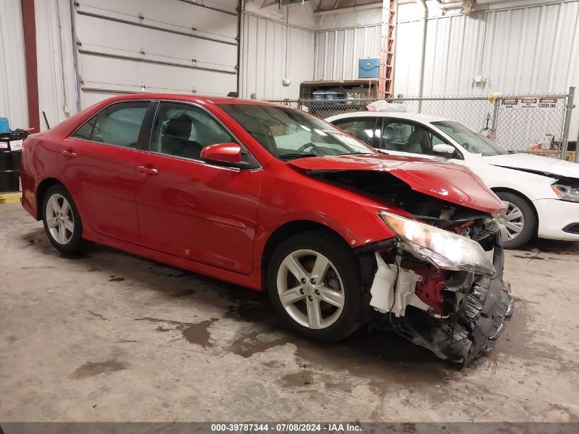 2014 TOYOTA CAMRY SE