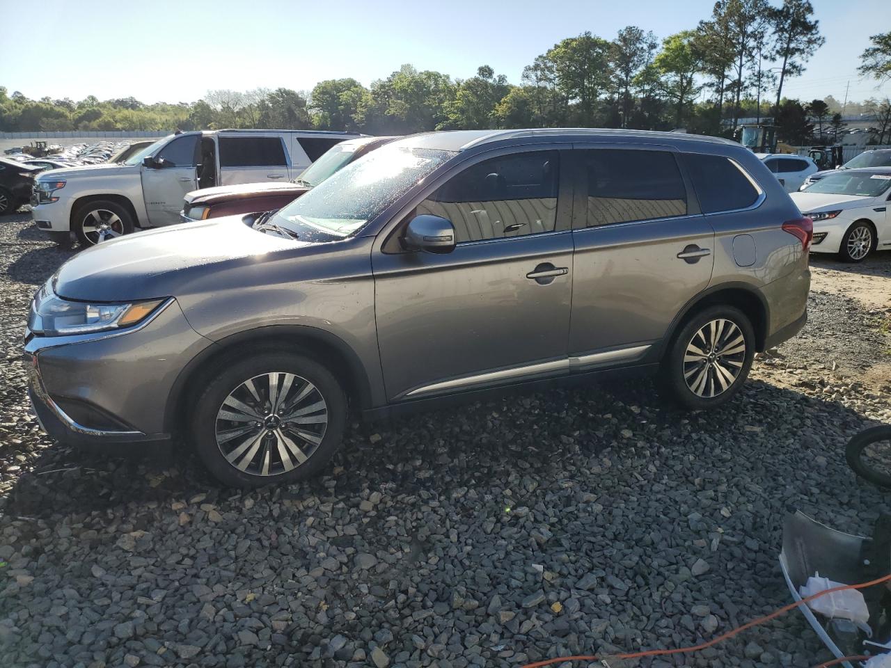 2019 MITSUBISHI OUTLANDER SE