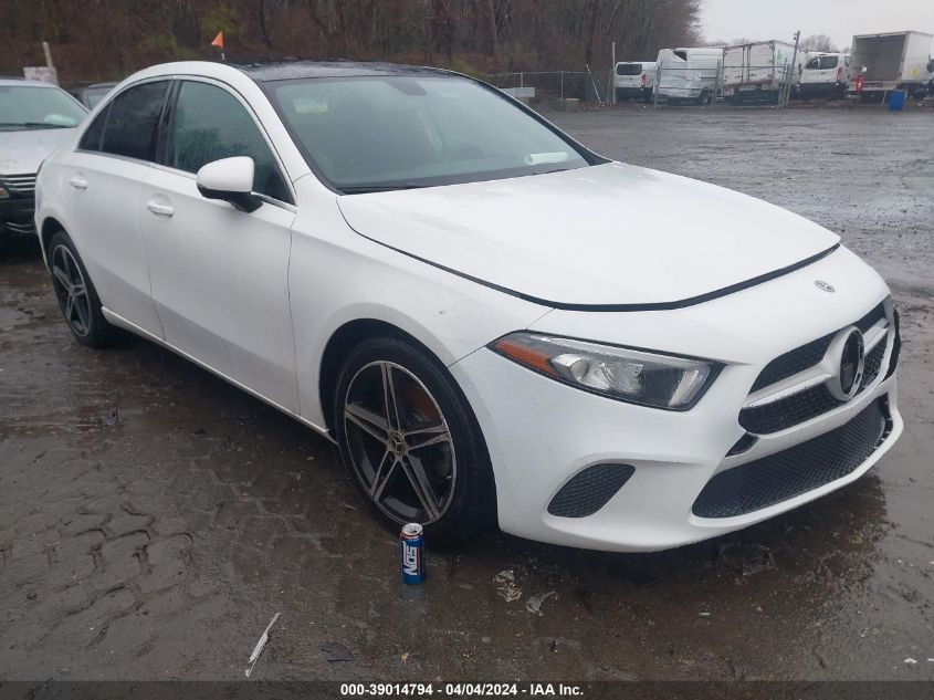 2019 MERCEDES-BENZ A 220