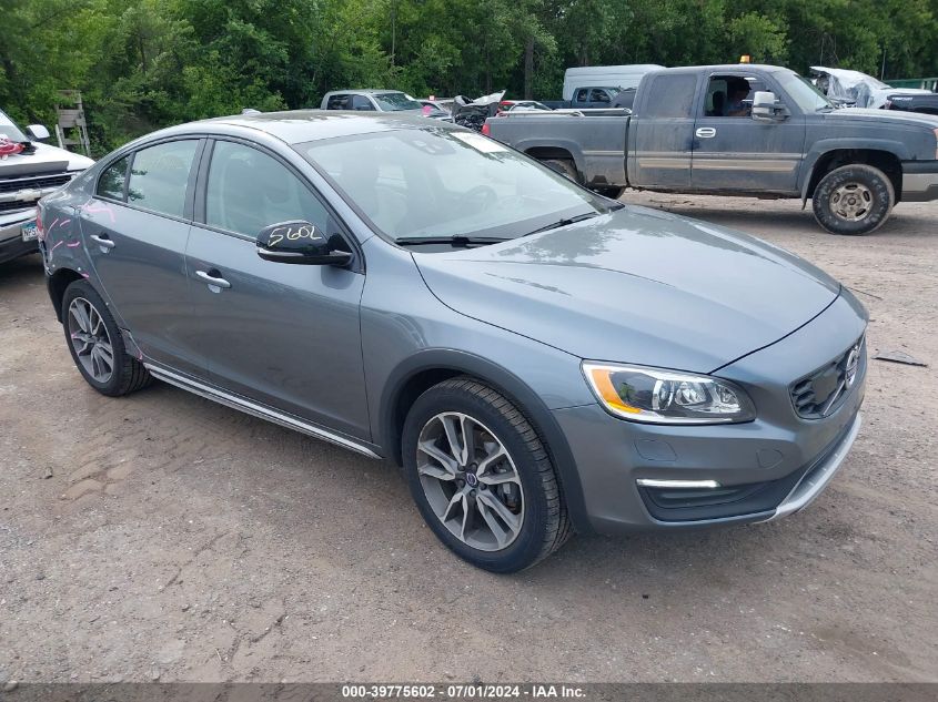 2017 VOLVO S60 CROSS COUNTRY T5