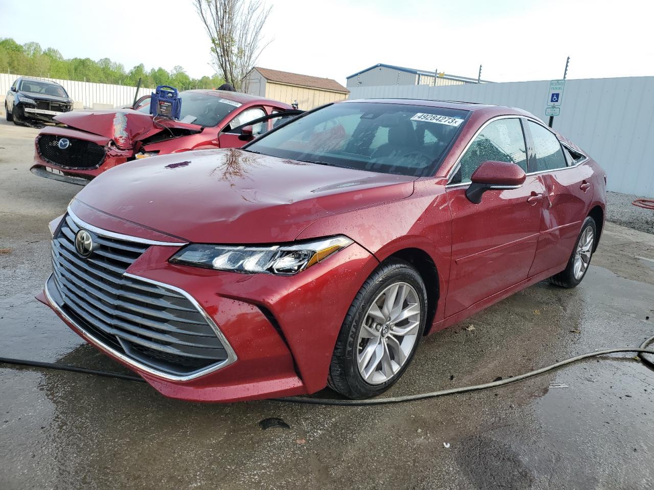 2019 TOYOTA AVALON XLE