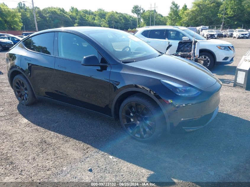 2024 TESLA MODEL Y