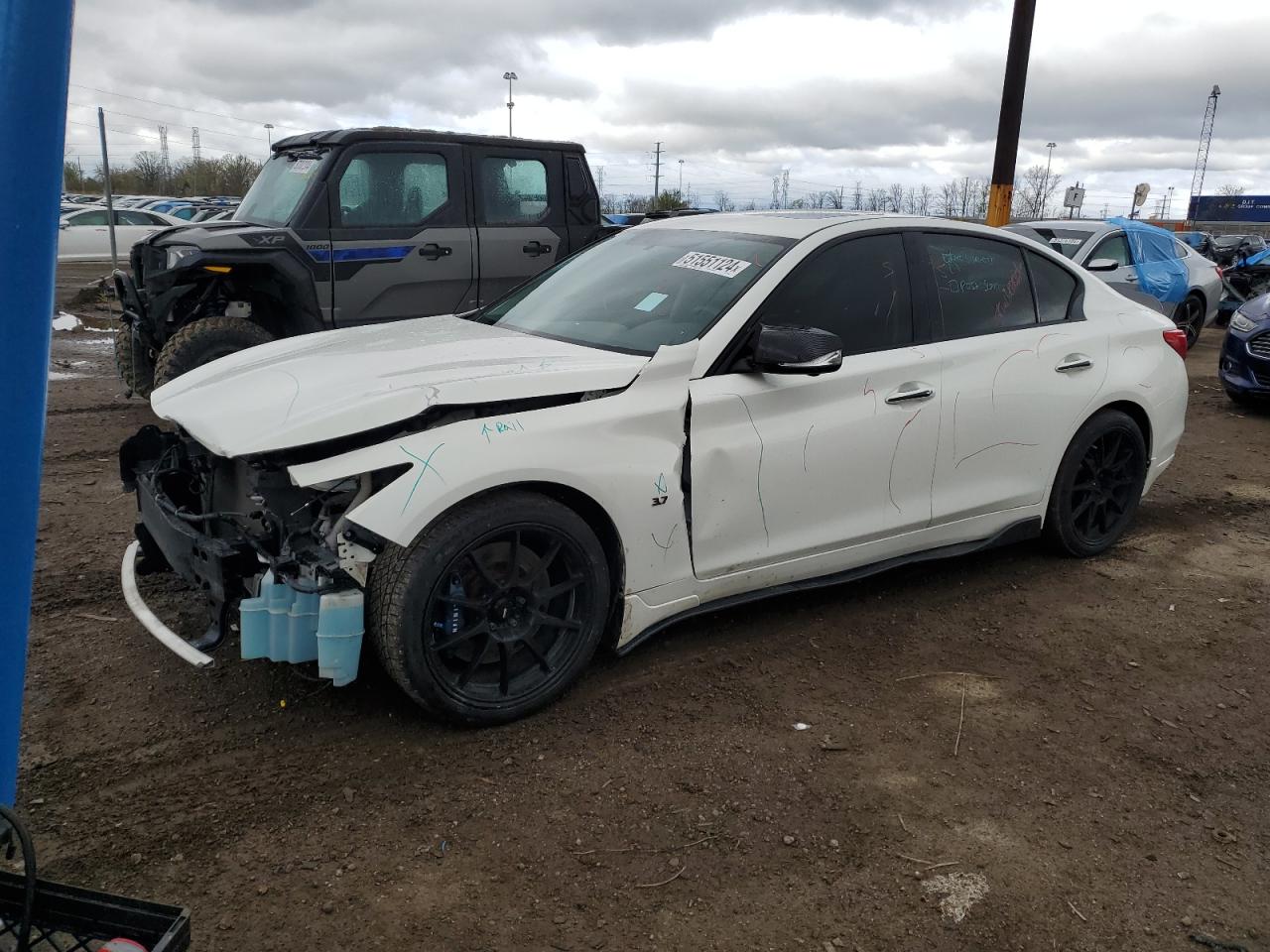 2015 INFINITI Q50 BASE