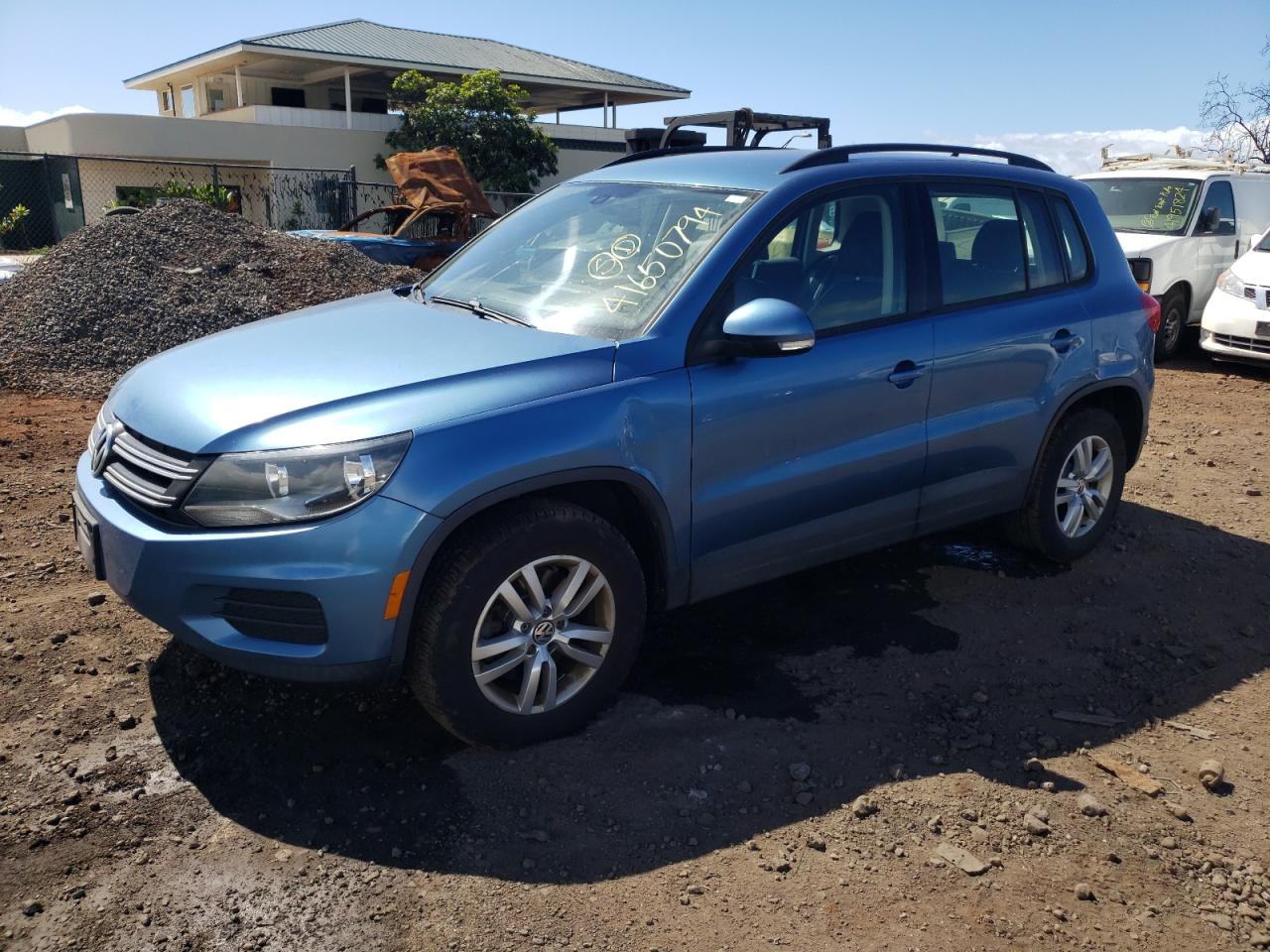 2017 VOLKSWAGEN TIGUAN S