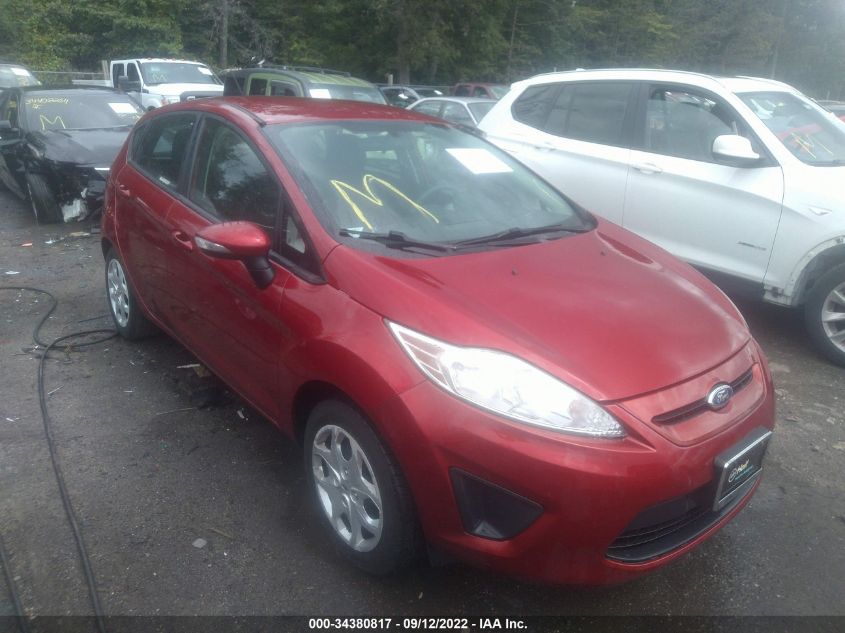 2013 FORD FIESTA SE