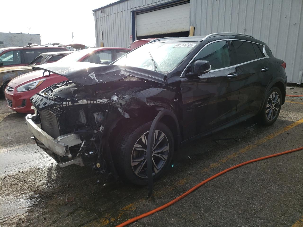 2017 INFINITI QX30 BASE