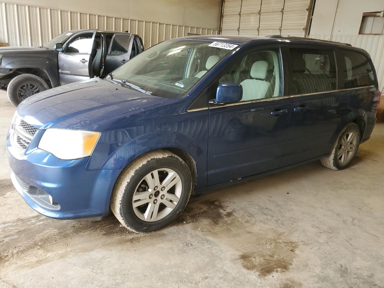 2011 DODGE GRAND CARAVAN CREW