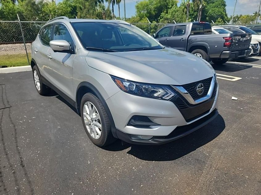 2022 NISSAN ROGUE SPORT SV