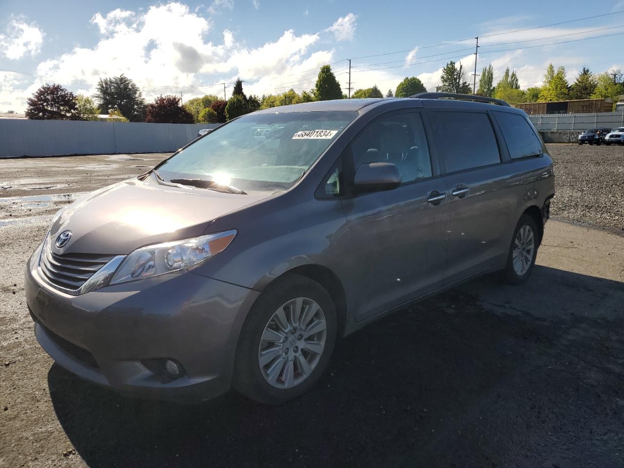 2015 TOYOTA SIENNA XLE