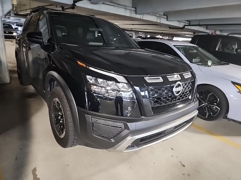 2023 NISSAN PATHFINDER SV