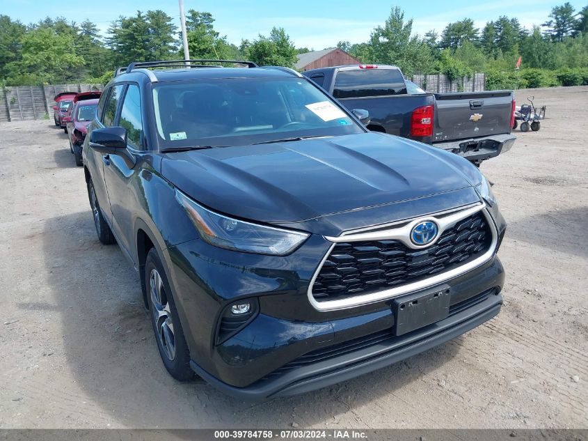 2023 TOYOTA HIGHLANDER HYBRID XLE