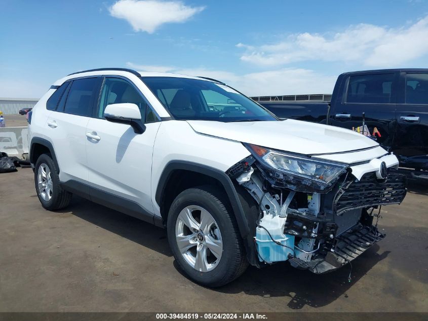 2021 TOYOTA RAV4 XLE