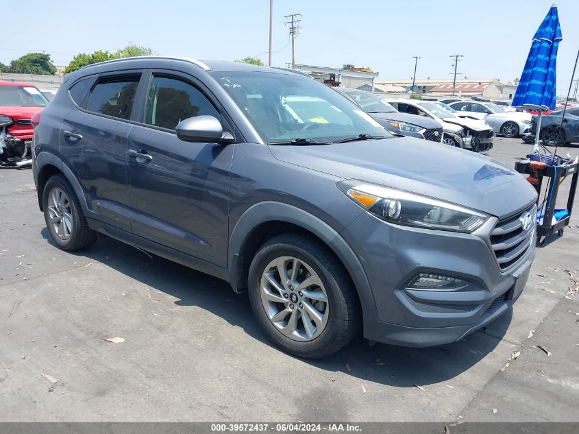 2016 HYUNDAI TUCSON SE