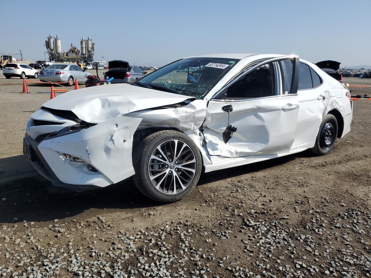 2020 TOYOTA CAMRY SE