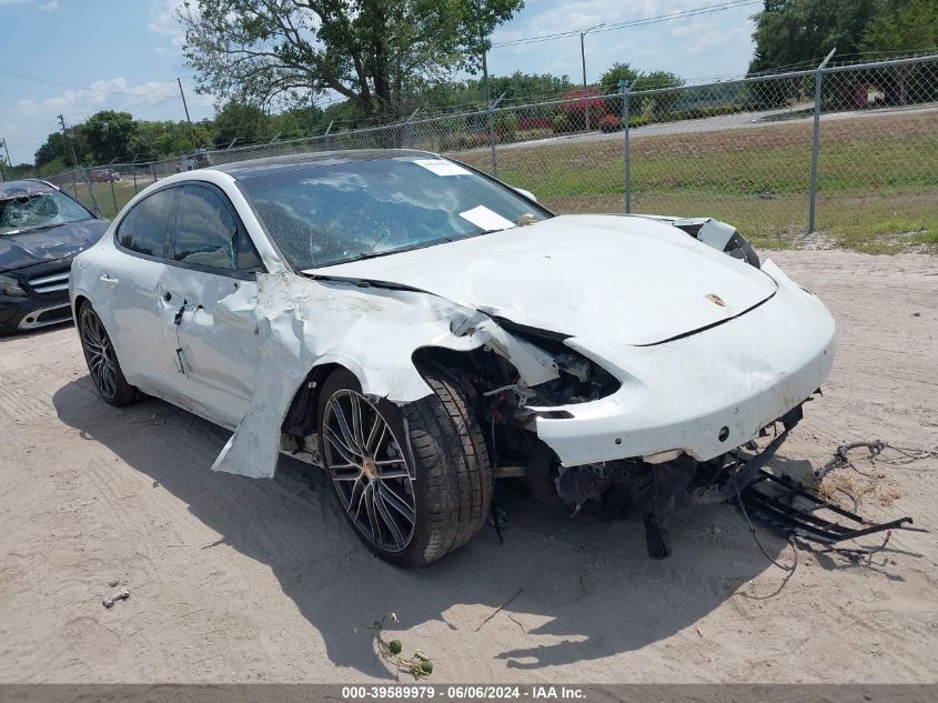 2018 PORSCHE PANAMERA 4