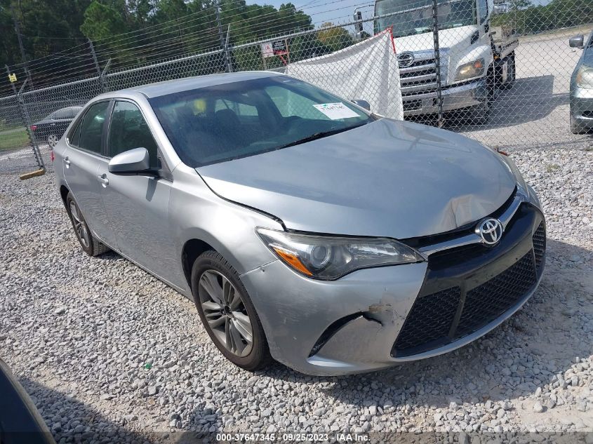 2017 TOYOTA CAMRY SE