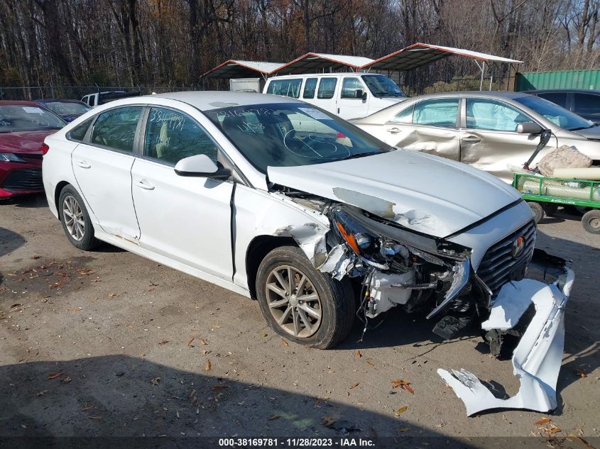 2019 HYUNDAI SONATA SE