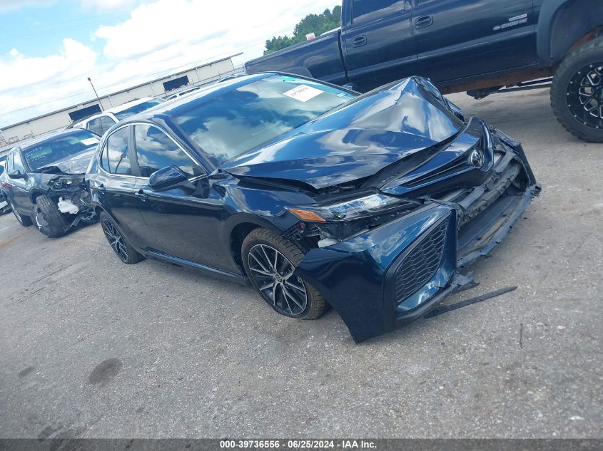 2021 TOYOTA CAMRY SE/SE NIGHT SHADE