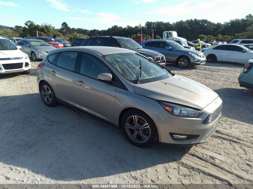 2016 FORD FOCUS SE