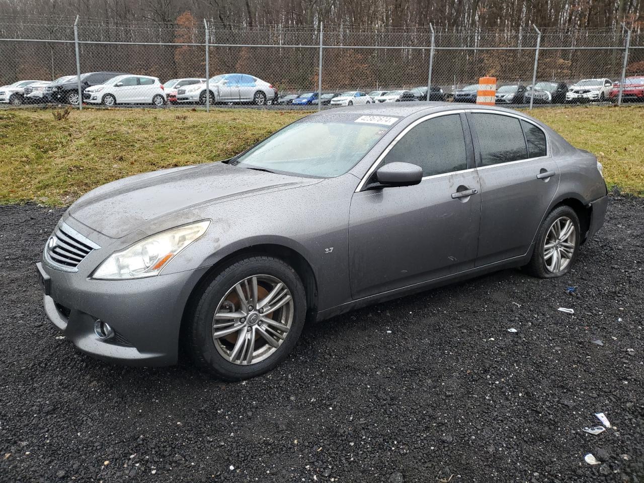 2015 INFINITI Q40