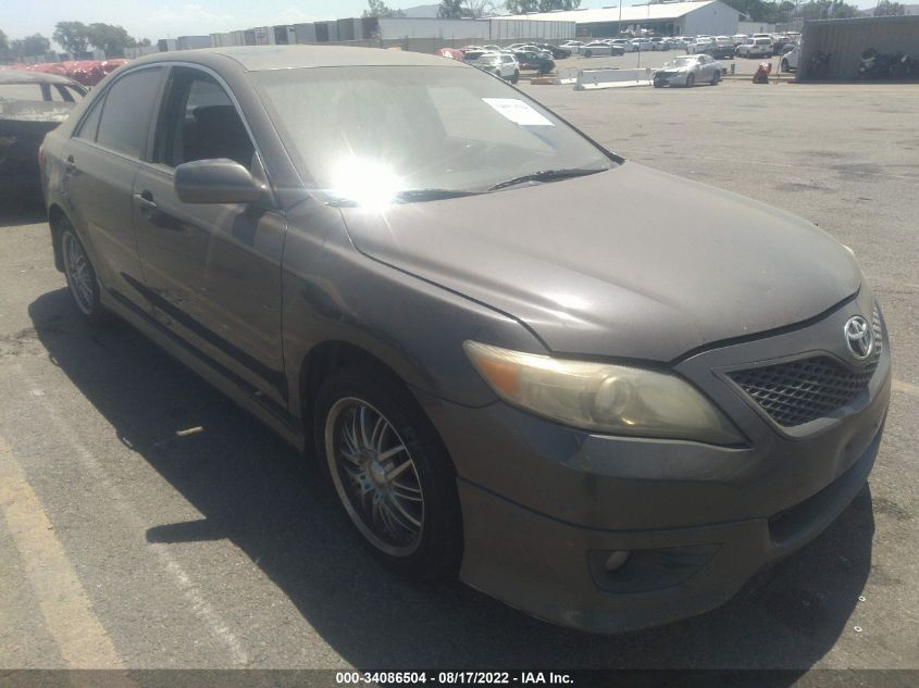 2010 TOYOTA CAMRY SE