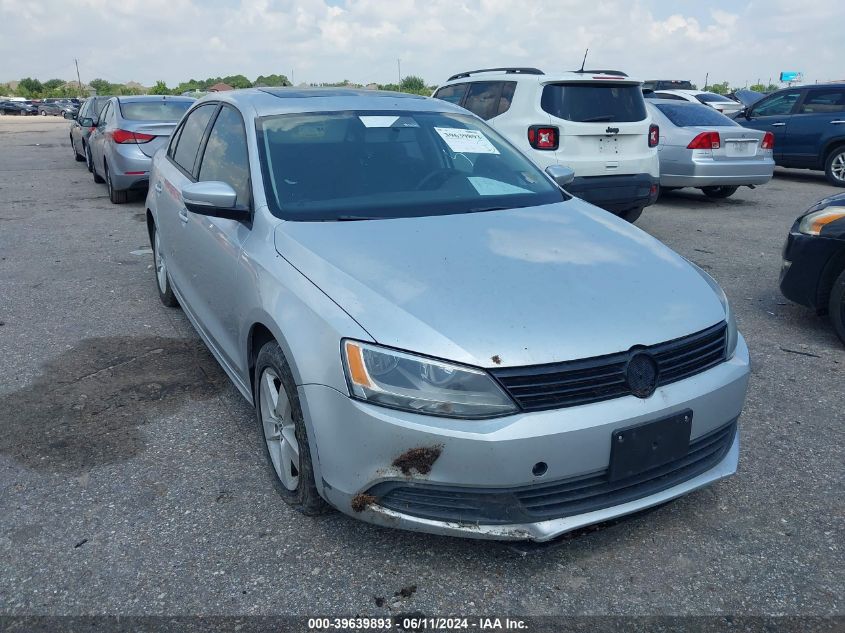 2012 VOLKSWAGEN JETTA 2.0L TDI