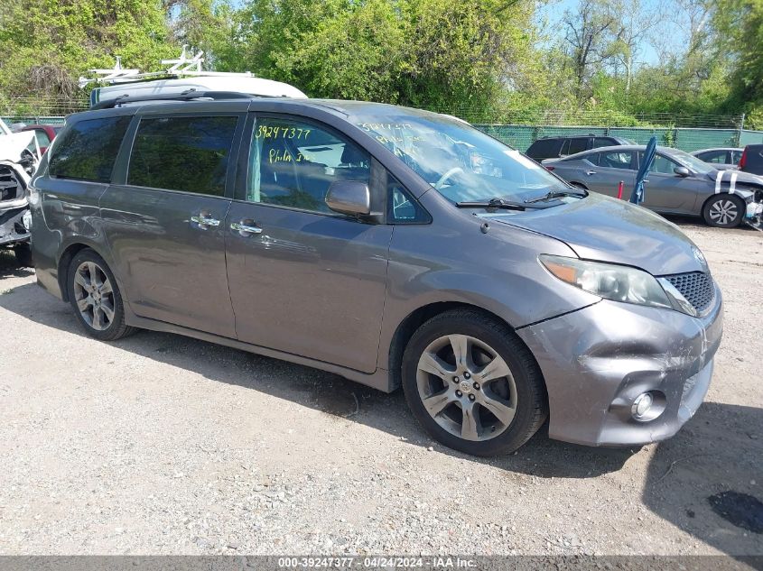 2013 TOYOTA SIENNA SE 8 PASSENGER