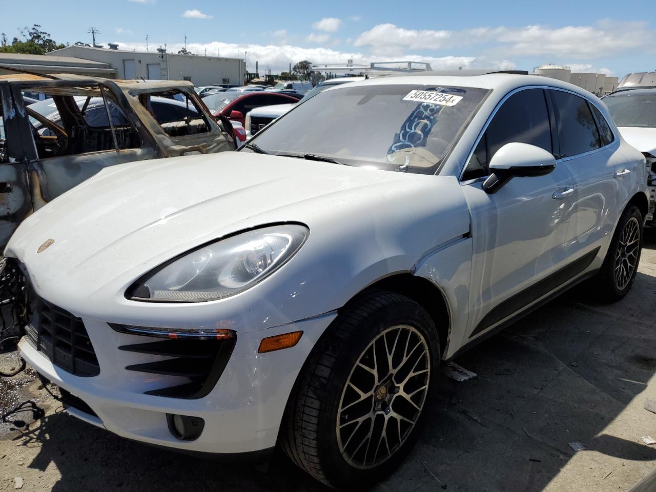 2015 PORSCHE MACAN S