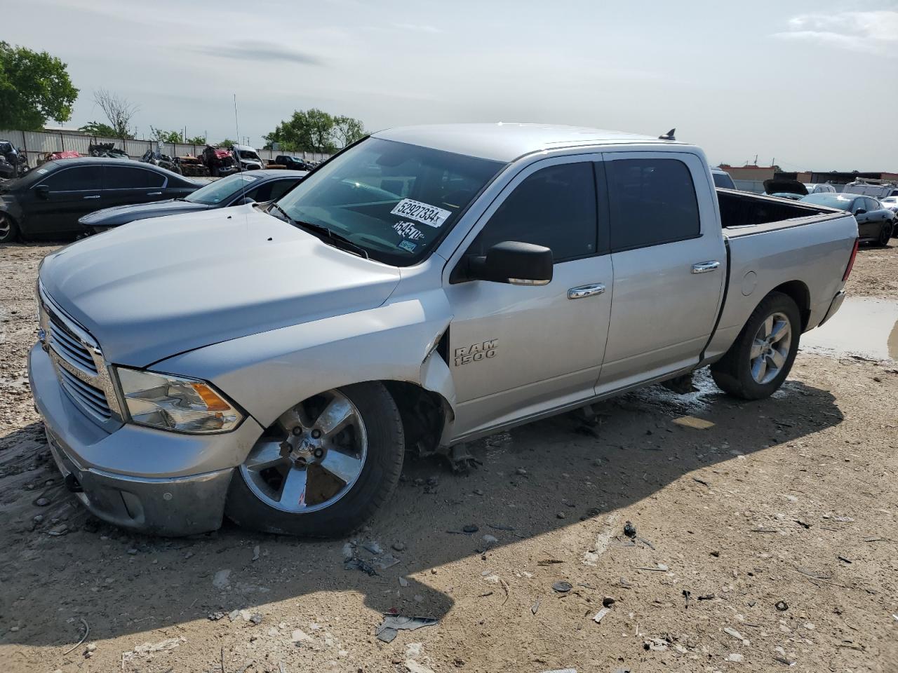 2016 RAM 1500 SLT