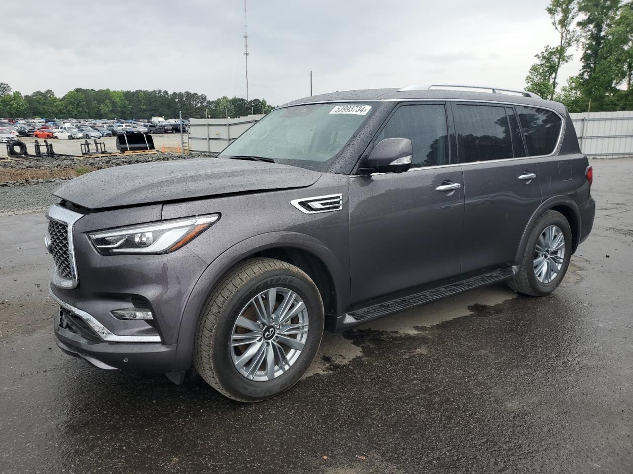 2022 INFINITI QX80 LUXE