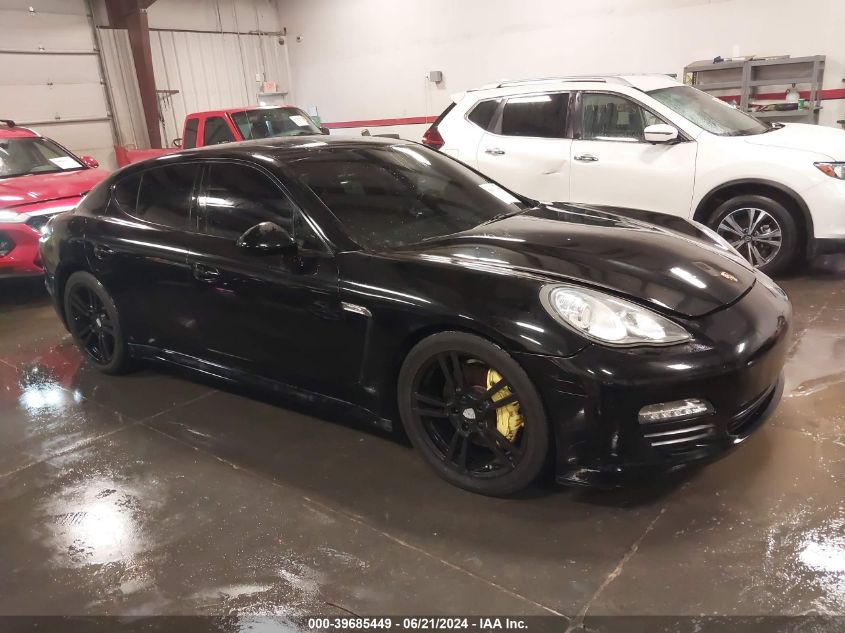 2012 PORSCHE PANAMERA 4