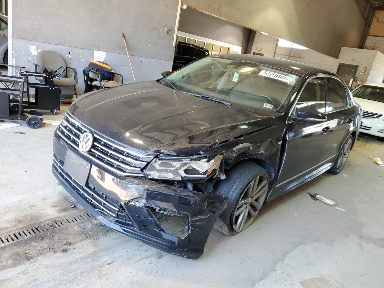 2017 VOLKSWAGEN PASSAT R-LINE