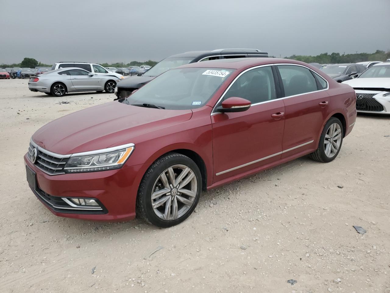 2017 VOLKSWAGEN PASSAT SE