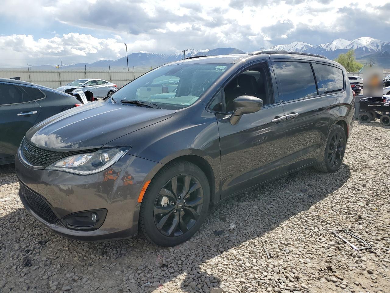 2019 CHRYSLER PACIFICA TOURING PLUS