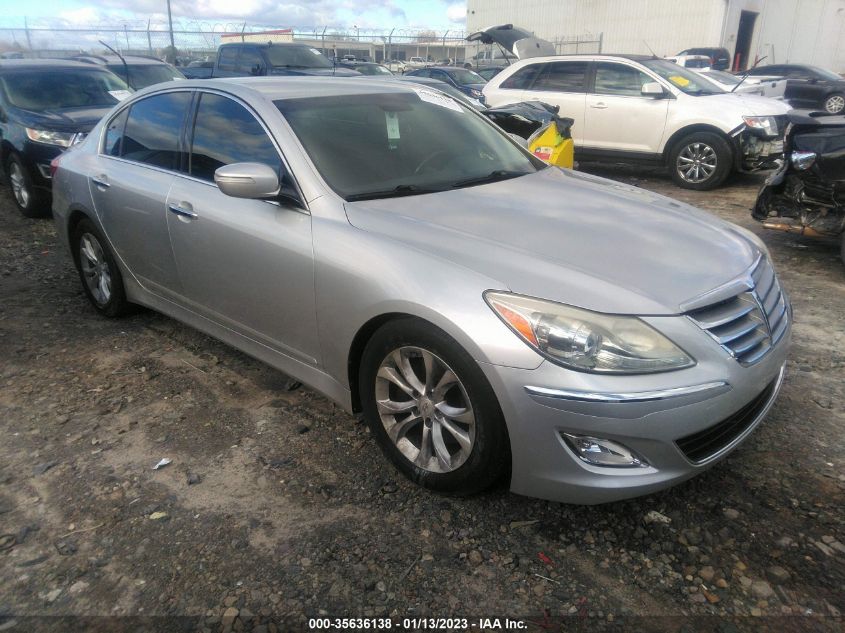 2013 HYUNDAI GENESIS 3.8